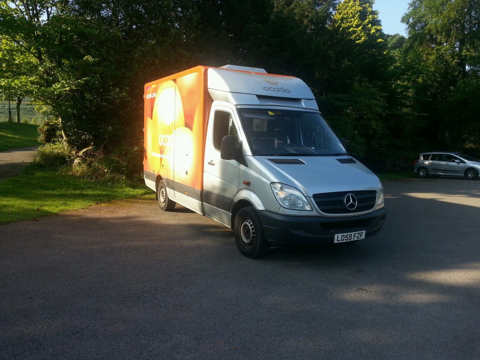 ocado custemer service team member