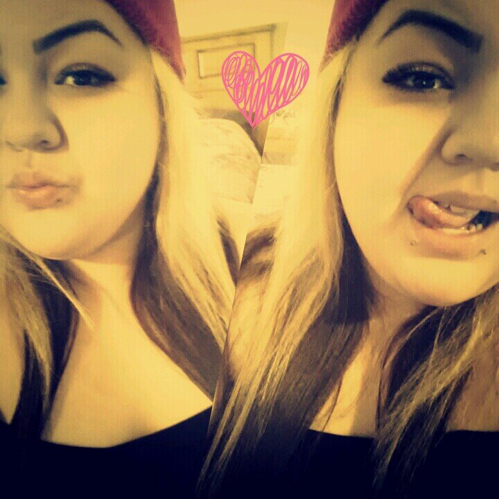 follow me on this madres c;