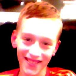 voetbal is mijn ding/12jaar. hou facking veel van jou. Dominiqeu wil je echt niet meer kwijt je betekent. Veel voor me. Hou van jouxx
