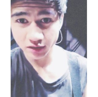 DONT FOLLOW ME, follow back @hemmomylife ily. ❥x