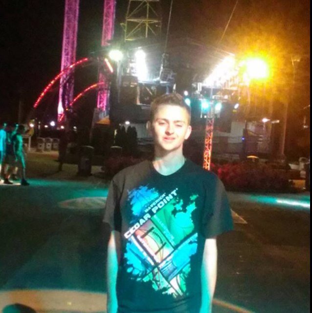 Cedarp2014's profile picture. I love Cedar Point , I graduate june 7 , 2014!! :) ,im senior. , I love Cedar Point's Luminosity !! :) , love to party , Dance ! :) Im 18 !!! :) , Smile :)