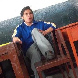 amo montar skte cantar y tocar guitarra es lo q amo en este mundo