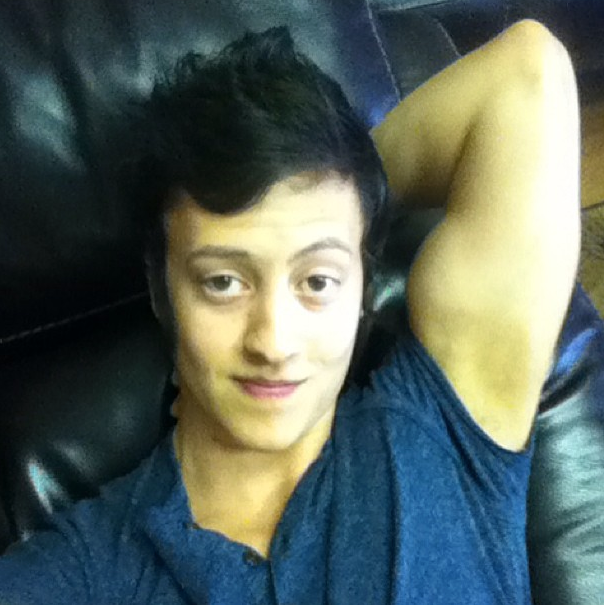 Hi :) sooo I'm just an average girl that has the same hopes and dreams as many!! one of those dreams is to meet @juliancamarena !!