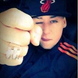 CosculluelaFras's profile picture. Frases de @Cosculluela
