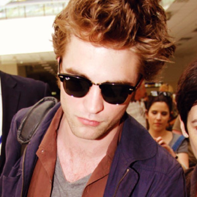 I'm that guy who became impossibly rich from those stupid vampire movies. I hate my life. #Roleplay