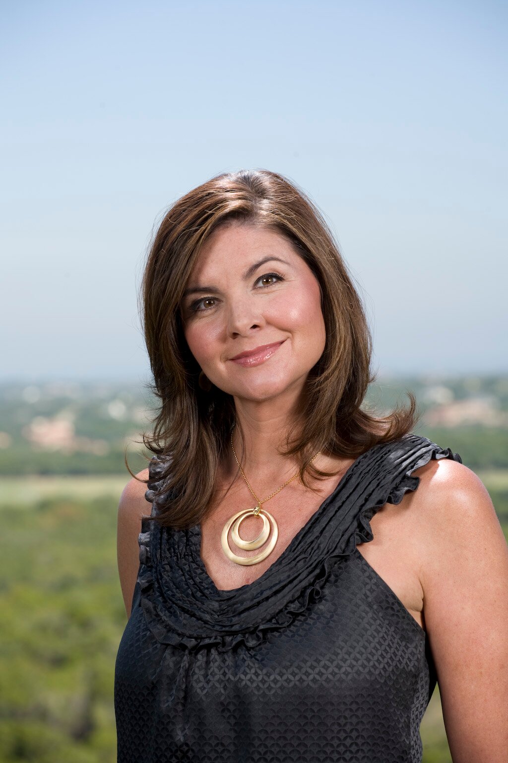 lisasextonatx's profile picture. Austin resident for over 20 years, mother of 4, full time real estate agent for over 13 years, married to Jay Sexton.  Love the ATX