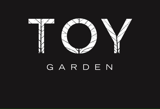 toy garden