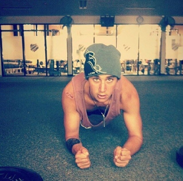 Hiya! Could you please follow @ForLukesCurls ! Thanks trying to get the account to 1,000 followe