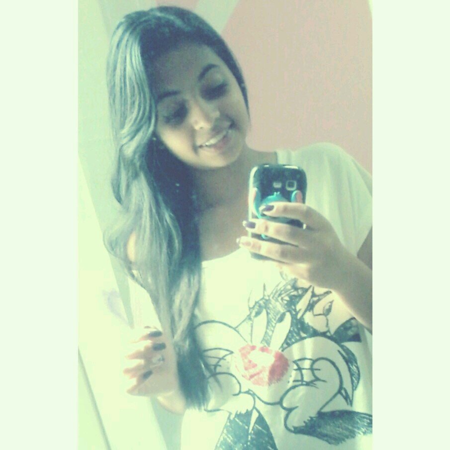 Vamos viver nossos sonhos, temos tão pouco tempo..