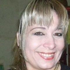 humilde sencilla madre soltera dos hijos licenciada en gestion social locutora amiga de los amigos solidaria