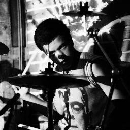 I'm drumming for @SorrowMeansWill http://t.co/TUeGf1IR






@SorrowMeansWill