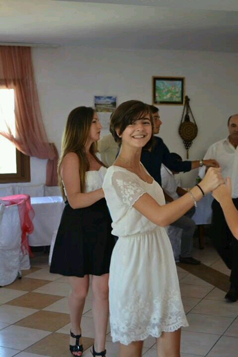 albanaise. 3