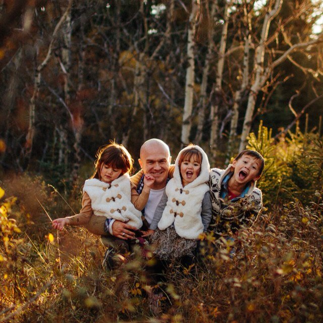 Father, husband, traveller, scribble scrabbler, builder ...i do what i love, and i love what i do