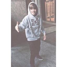 No me sigas aquí, sigueme en @ollgisuprauhl              follow back seguro                                                       Follow me on @ollgisuprauhl