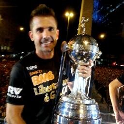 Melhor goleiro da história do Atlético, e goleiro da Seleção.. Chupa Fábio!
 Perfil humorístico.