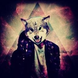 Yo , enamorado de la boca del lobo.