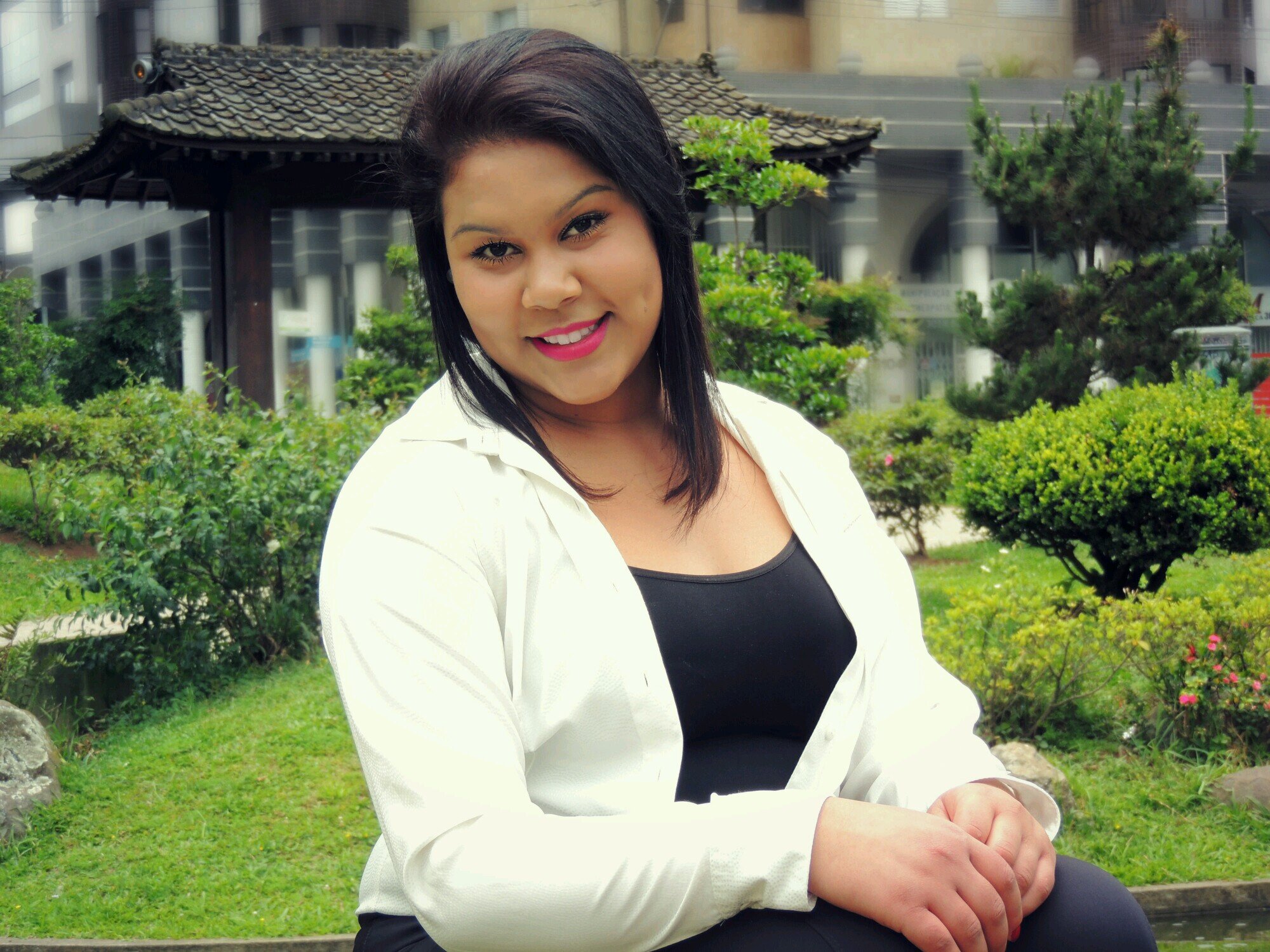 #Então diga aos tolos que a descrição é o limite aos fracos#
 ♪
