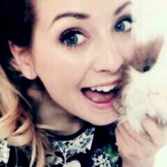 era @DiariodeZoellaS pero me suspendieron la cuenta. Youtuber pretty and lovely xox |kik: diariodezoella| LUREN