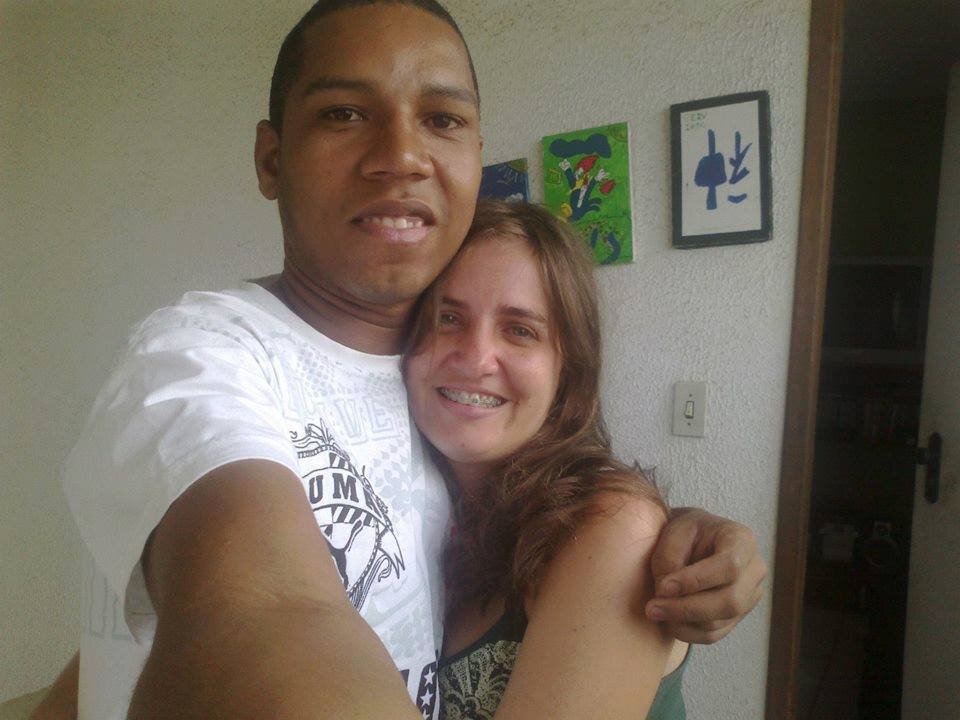 amo Deus,familia ,musica e meu namorado ♥