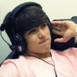 meninosensvel's profile picture. @Frasesdamiina @jovensinsensvei