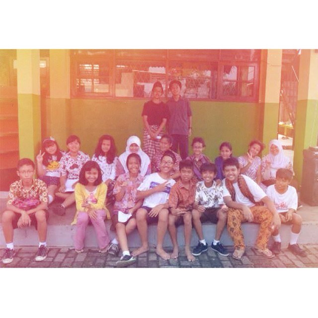 Peace begin with a smile❤ 2015☀ TB JHS 4th generation, No Bullying!!