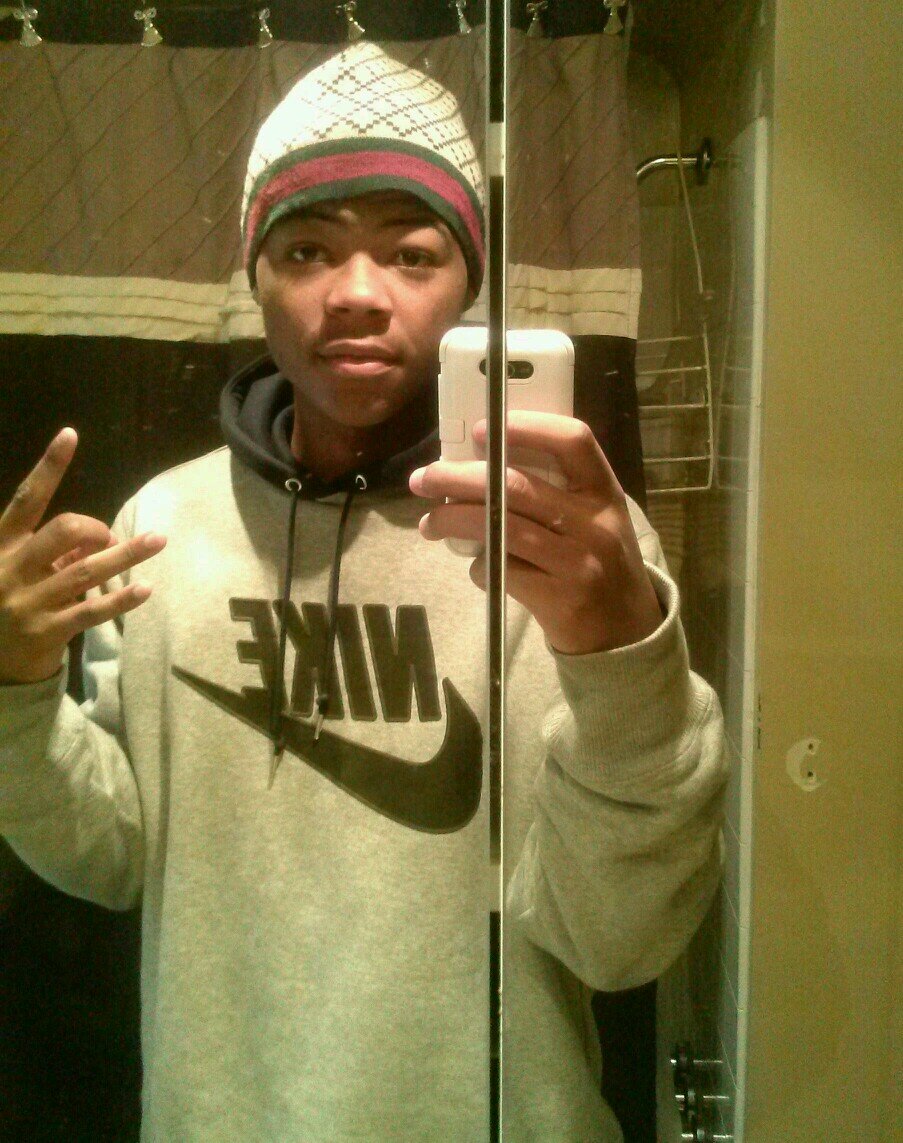 im juat tryna make a million before they take me out the game