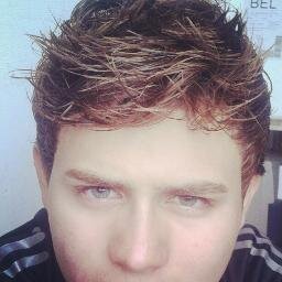 jhonatanb4tista's profile picture. E pela minha lei a gente era obrigado a ser feliz (: