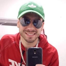 renanchiaradia's profile picture. Praia, festa, Reggae, e muita energia positiva...