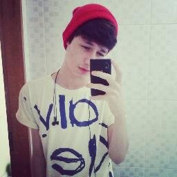 Boylieber awlays and forever · common denominator of Bieber · follow my fanclub @pridekidrauhls · SEGUIDO PELO JUSTIN
http://t.co/YE0aODDhC9