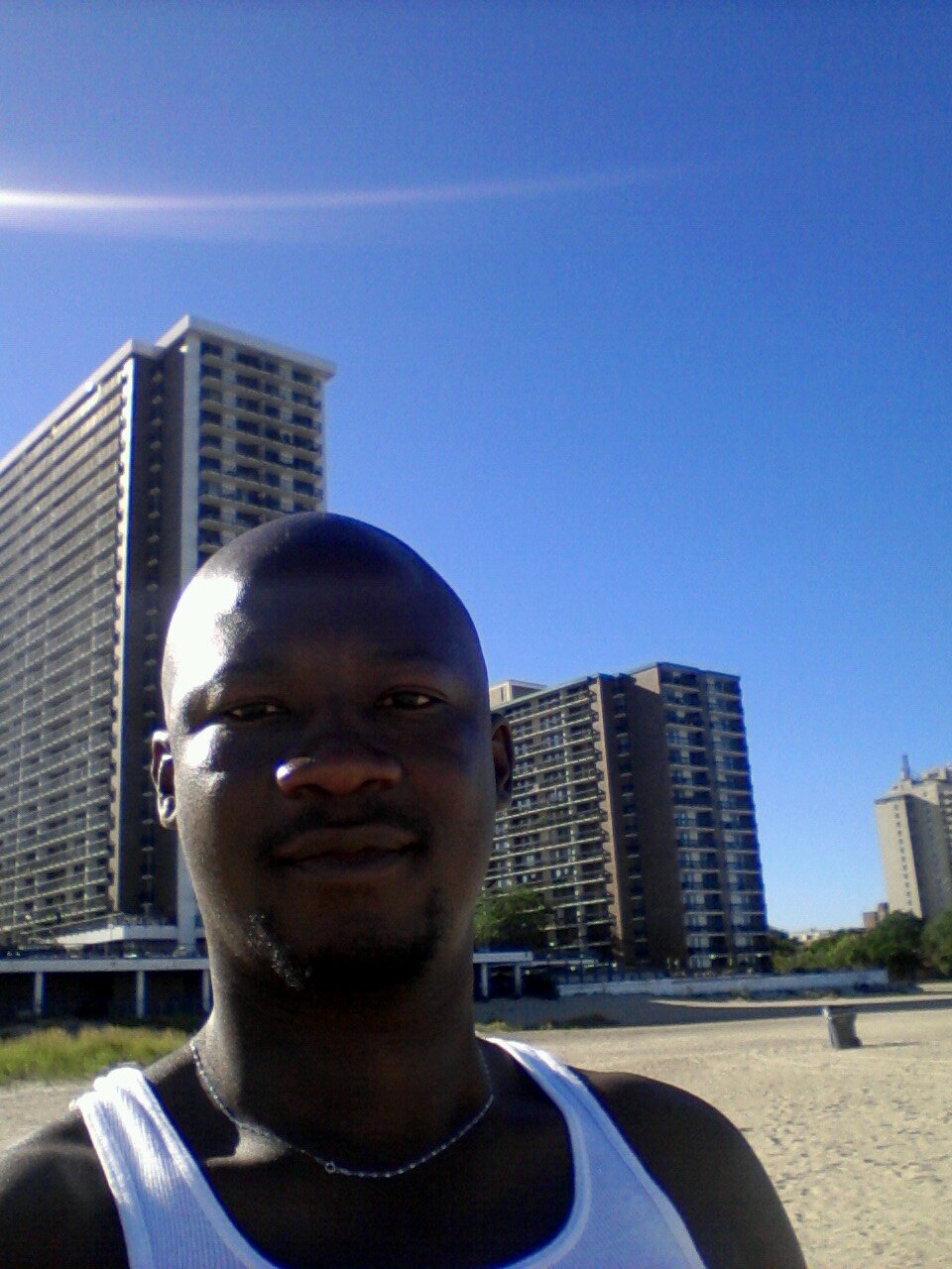 Adeoye100's profile picture. 
