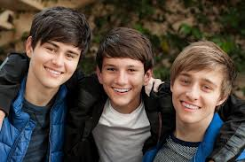 Keyanna-Call me Jorje.One Direction, Before you exit, Ariana Grande and Justin Bieber. Love to bake, hate to eat, it's a disorder