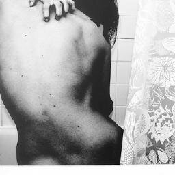 i follow back ° anonymous • depressed • suicidal • self-harm • alone • eating disorder • perfectionist • passionate • sick