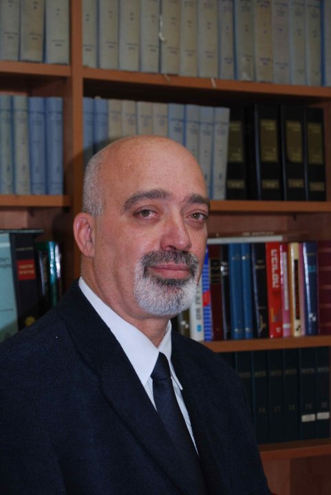 takemaked's profile picture. أنور عمل, محام وكاتب عدل. مؤسس TMD مركز هندسة المعلومات والبحوث لدعم التفكير والتخطيط في عملية اتخاذ القرار .