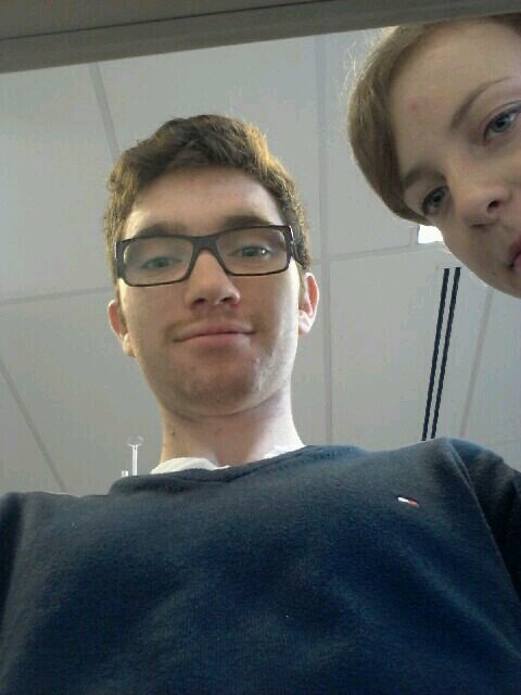 BrochardGuillau's profile picture. Aux USA il y a Steve Jobs, en France il y a Paul Emploi