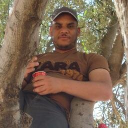 لن أطيل و أحكي قصة حياتي الحزينة...
سأقول أنني إنسان محب للصراحة فقط
و لا يريد مزيدا من الطعنات الغادرة و شكرا
