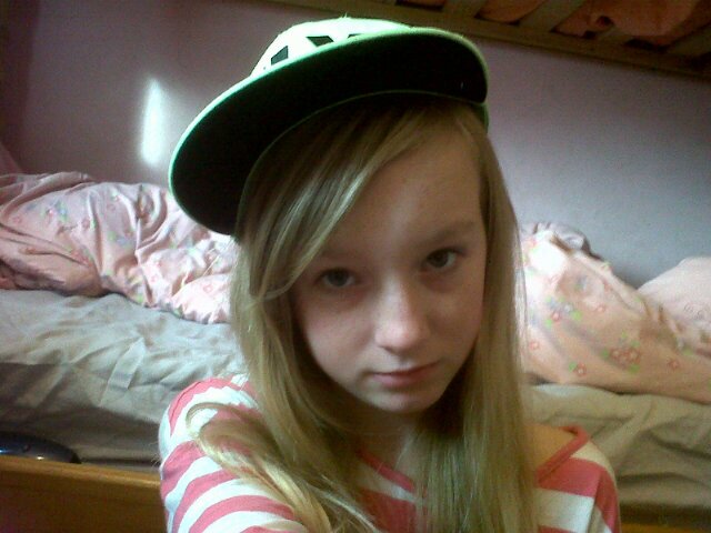 cecelol_72806's profile picture. Hey beauts so there is so much I want to say!but there just ant enough room so I looove 1D and Olly Murs,and four those who are wondering Niall is my fav!x:*3