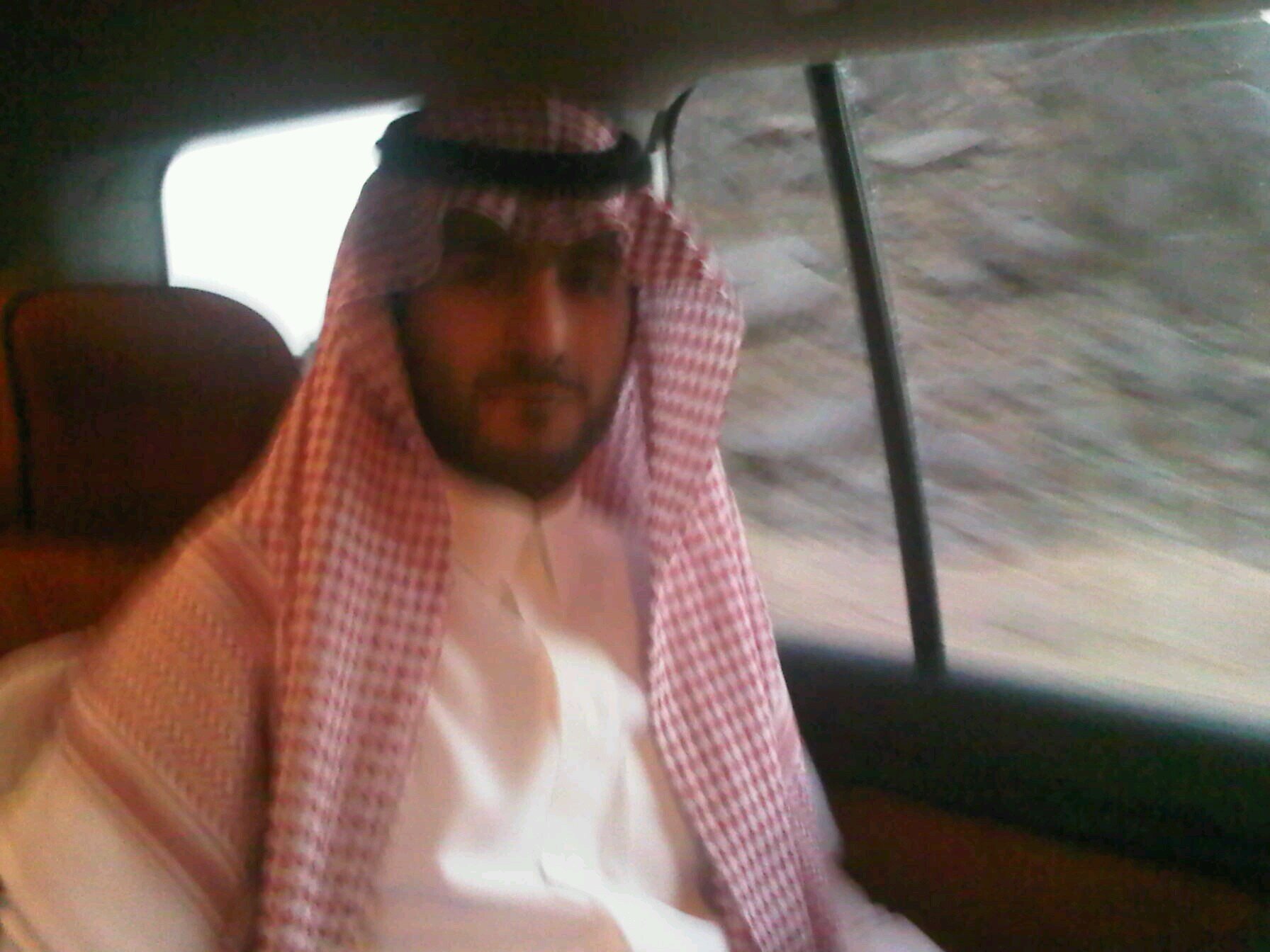 ‏ ْْْْْْْمن خلقنا الله وحنا عزيزين النفوس مانوطــى شموخ الروس غيرلــربها  الليالي علمــتنــا وصمينا الــدروس نعـرف النفس المريضه ونعرف طبها