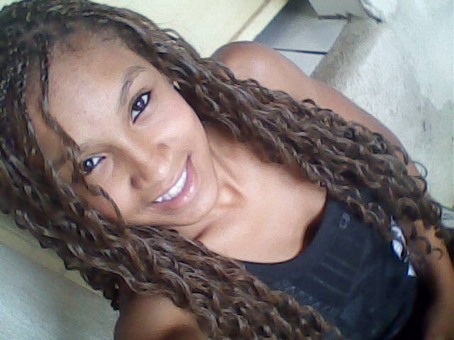 soou uma directioneer !amo passar a tarde ouvindo musica...