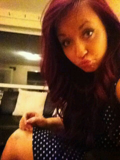 BLEC's profile picture. 21. Derby. Fashion business student.