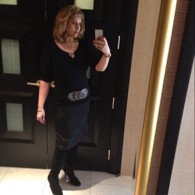 GypsyGirl214312's profile picture. it time to live and have fun they said i look like a suck up bitch hit follow to find out ? singel lol.  i have kik gypsychicagogirl