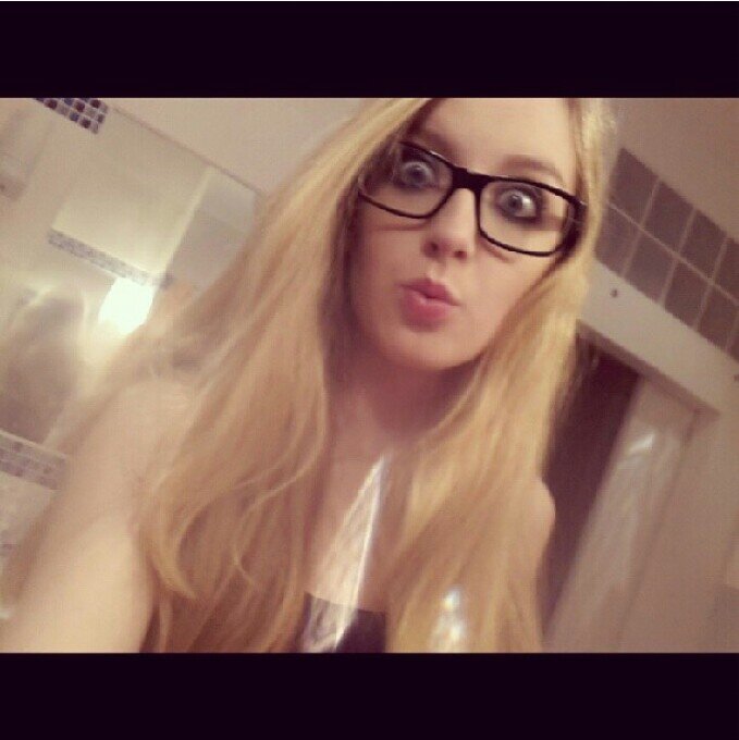 |✝ directioner ❥ | instagram: @bcimlina ❤ 
_follow me i probably do follow back.ღ