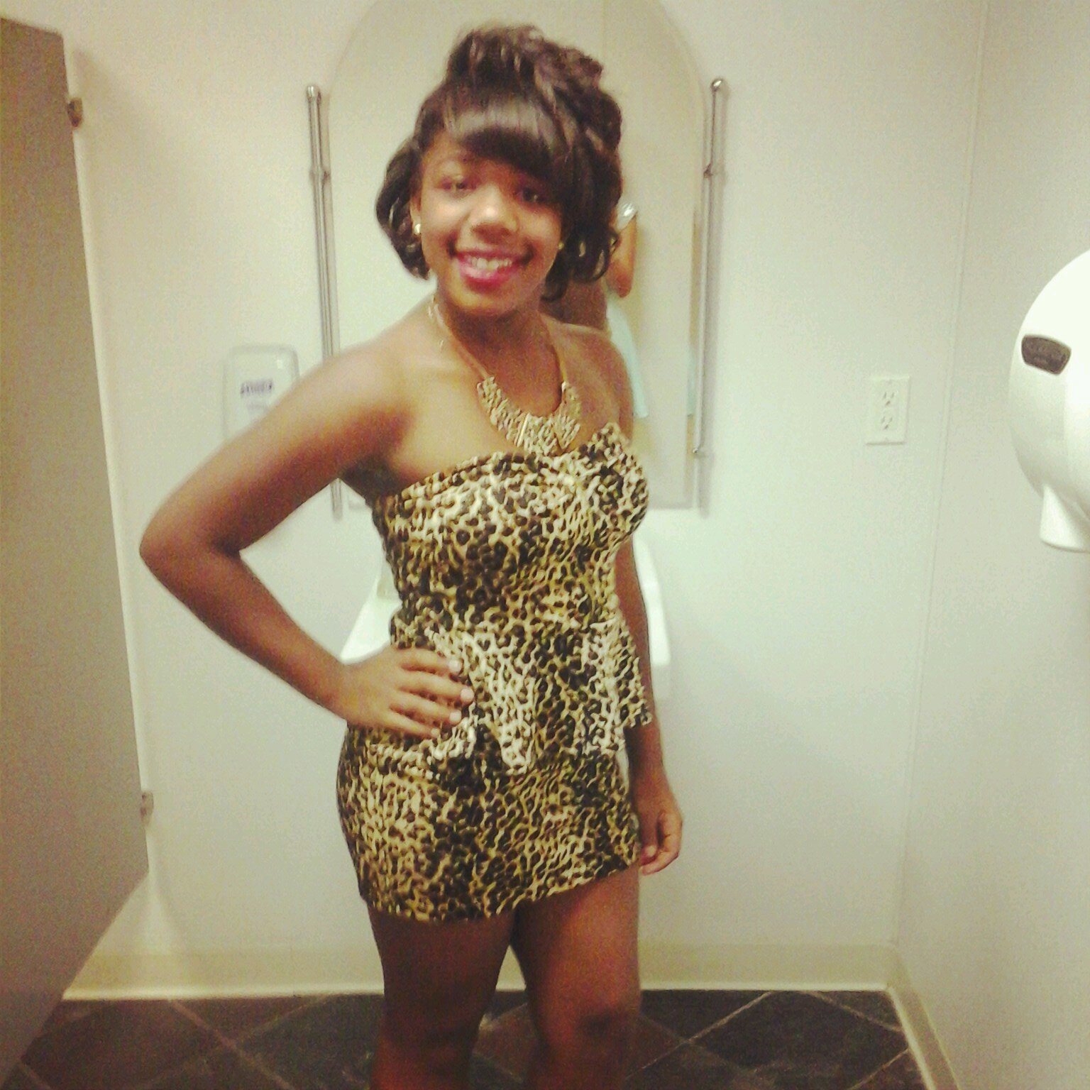 I be in the club high off perks w/ maa shades on tatted up mini skert w/ maa Js on ;) ♥