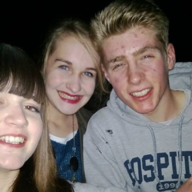 Stefaan_SF's profile picture. 17. I love music. (and coffee) http://t.co/NiyUEguepR