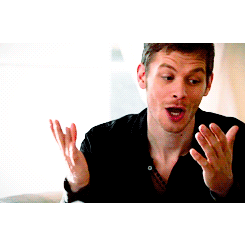 I CANT STOP WATCHING YOUTUBERS