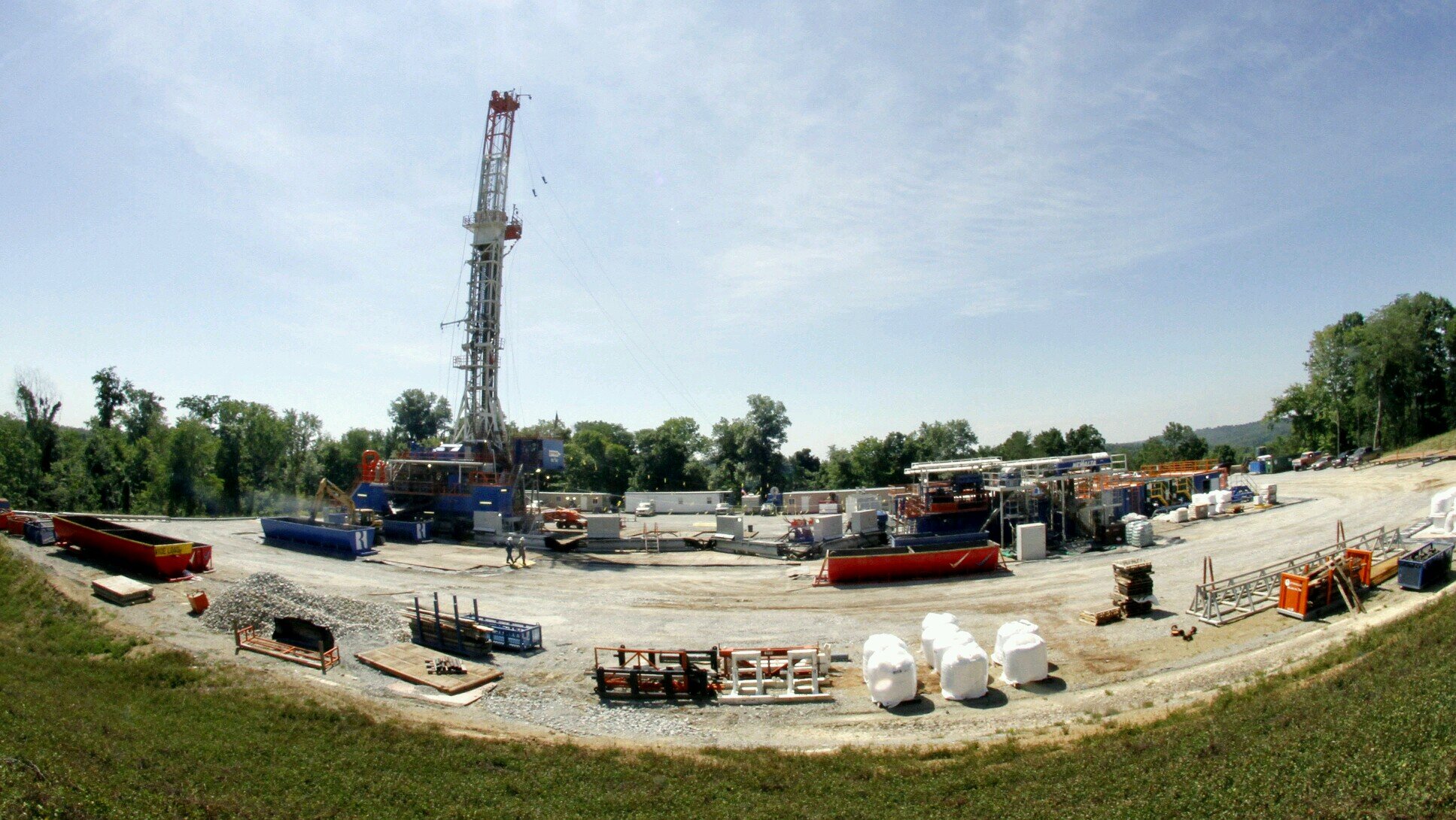 Selling mineral rights royalty income? Find best buyer 405-363-6119 Oklahoma Mineral Rights & Royalty Investing Nationwide. intel@sellmineralrightsoklahoma.com