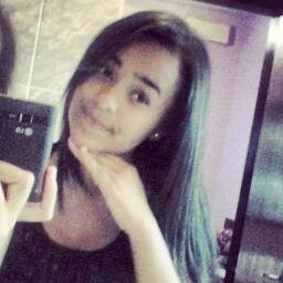 Dizem que a vida é pra quem sabe viver,mas ninguém nasce pronto , a vida é pra quem é corajoso o suficiente para se arriscar e humilde o bastante para aprender.