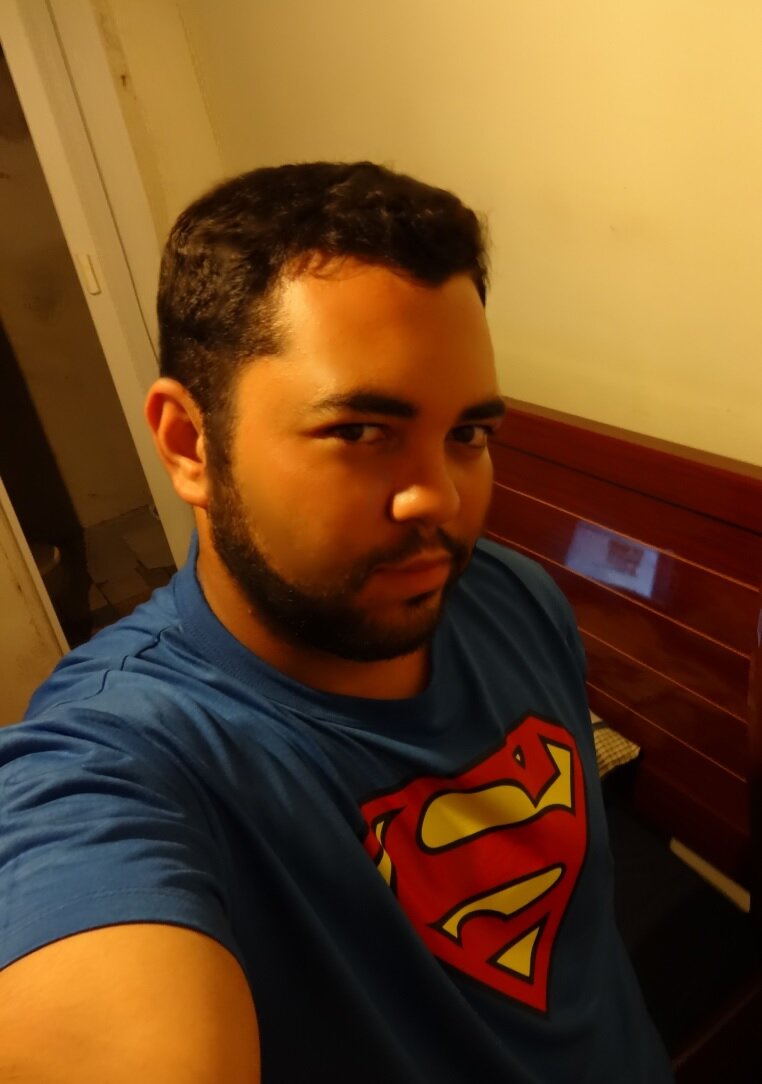 Dorgas? Não uso, agora eu tenho Twitter kkkkkkkkkk