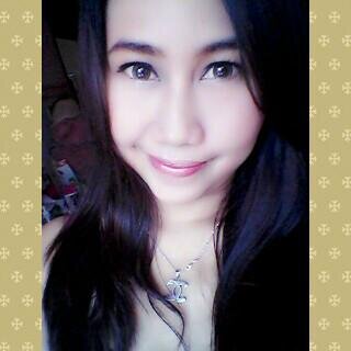 yulia_msf's profile picture. •My instagram: yuliamsf • An honest embrace (¯▾ˆ◦) •