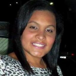 Ser Fã é sofrer por amar alguém que nem sabe que você existe @Duduzinhomc