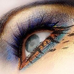 Up& coming makeup Artist.. Let me make you into a Barbie! live. love. laugh